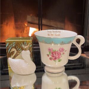 Swan Decanter & Swan Mug